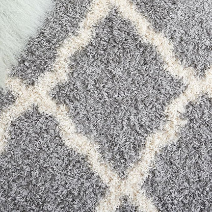 SAFAVIEH Dallas Shag Collection Area Rug - 6' x 9', Grey & Ivory, Trellis Design, Non-Shedding & Easy Care, 1.5-inch Thick Ideal for High Traffic Areas in Living Room, Bedroom (SGD257G)
