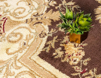 Unique Loom Versailles Collection Traditional Classic Floral Motif Area Rug (6' 0 x 9' 0 Rectangular, Brown/ Ivory)