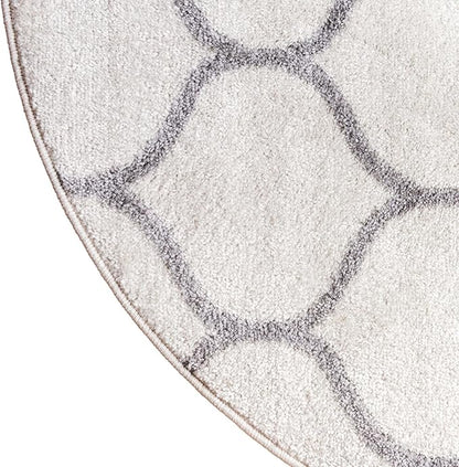 Rugs.com Lattice Frieze Collection Rug – 5' Round Ivory Medium Rug Perfect for Kitchens, Dining Rooms