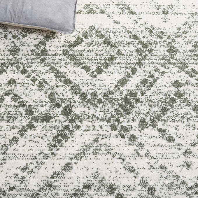 SAFAVIEH Adirondack Collection Area Rug - 4' x 6', Ivory & Dark Green, Geometric Design, Non-Shedding & Easy Care, Ideal for High Traffic Areas in Living Room, Bedroom, Dining (ADR131W-4)