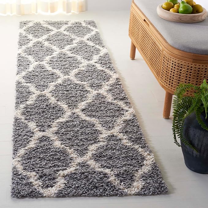 SAFAVIEH Dallas Shag Collection Runner Rug - 2'3" x 20', Grey & Ivory, Trellis Design, Non-Shedding & Easy Care, 1.5-inch Thick Ideal for High Traffic Areas in Living Room, Bedroom (SGD257G)