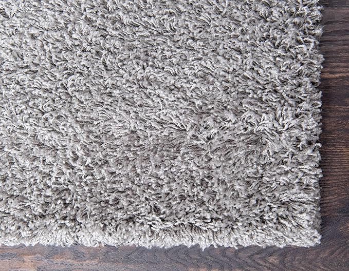 Unique Loom Solid Shag Collection Area Rug (7' 1" x 10' Rectangle, Cloud Gray)