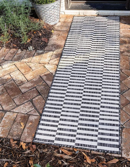 Unique Loom Outdoor Striped Collection Area Rug - Striped (2' x 6' 1" Runner, Charcoal/Ivory)