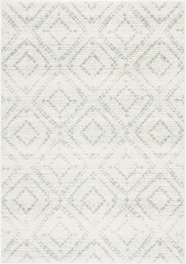 SAFAVIEH Adirondack Collection Area Rug - 5'1" x 7'6", Ivory & Green, Modern Diamond Distressed Design, Non-Shedding & Easy Care, Ideal for High Traffic Areas in Living Room, Bedroom (ADR131X)