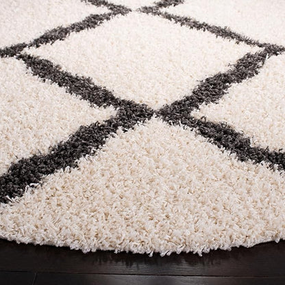 SAFAVIEH Dallas Shag Collection Area Rug - 8' Round, Ivory & Dark Grey, Trellis Design, Non-Shedding & Easy Care, 1.5-inch Thick Ideal for High Traffic Areas in Living Room, Bedroom (SGD257H)