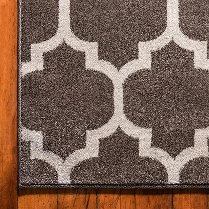 Rugs.com Lattice Collection Rug – 9' x 12' Brown Medium Rug Perfect for Living Rooms, Large Dining Rooms, Open Floorplans