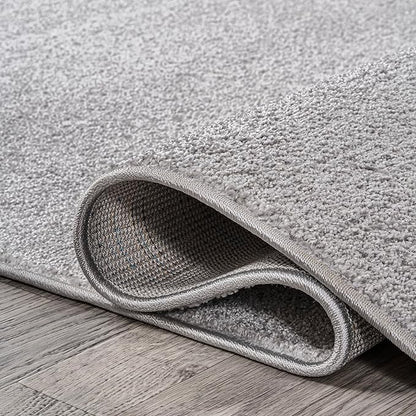 JONATHAN Y Haze Solid Low-Pile Light Gray Runner Rug 2x8, Coastal,Bohemian,Minimalist,Classic, Easy-Cleaning for Living Room,Bedroom,Kitchen,Pet Friendly,Non-Shedding (SEU100K-28)