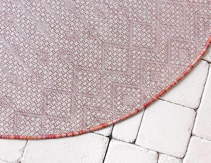 Unique Loom Outdoor Trellis Collection Area Rug - Tribal Trellis (7' 10" Round, Rust Red/ Ivory)