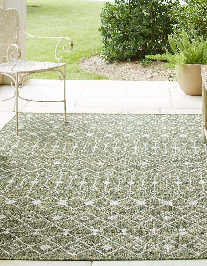 Unique Loom Outdoor Trellis Collection Area Rug - Tribal Trellis (10' x 13' Rectangle, Green/ Natural)