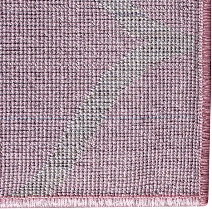 Rugs.com Lattice Frieze Collection Rug – 4' x 6' Light Pink Medium Rug Perfect for Living Rooms, Large Dining Rooms, Open Floorplans