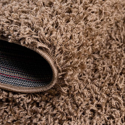 Unique Loom Solid Shag Collection Area Rug (3' 3" Round, Sandy Brown)