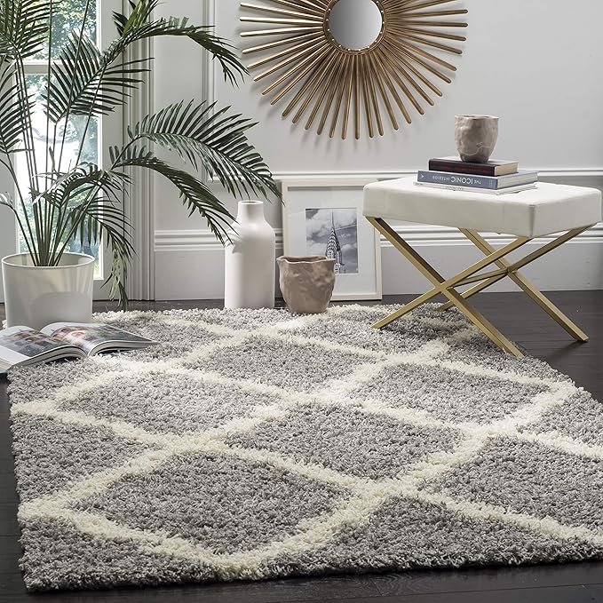 SAFAVIEH Dallas Shag Collection Accent Rug - 3' x 5', Grey & Ivory, Trellis Design, Non-Shedding & Easy Care, 1.5-inch Thick Ideal for High Traffic Areas in Entryway, Living Room, Bedroom (SGD257G)