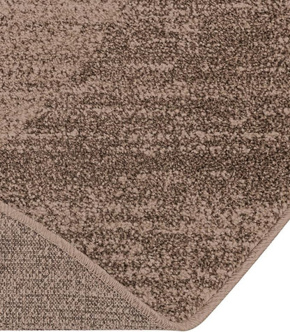 Rugs.com Angelica Collection Rug – 4 Ft Round Light Brown Medium-Pile Rug Perfect for Kitchens, Dining Rooms