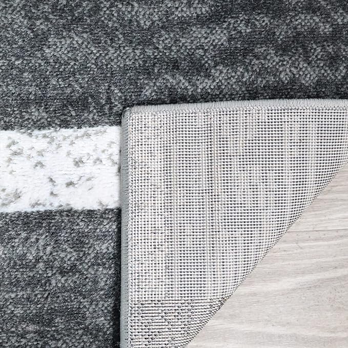Superior Indoor Area Rug, Jute Backed, Modern Geometric Patchwork Floor Decor for Bedroom, Office, Living Room, Entryway, Hardwood Floors, Rockwood Collection, 4' x 6', Charcoal