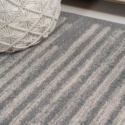 JONATHAN Y Khalil Modern Berber Stripe Gray/Cream Indoor Area Rug, 5x8, Contemporary, Bohemian, Easy-Cleaning for Living Room, Bedroom, Kitchen, Pet Friendly, Non-Shedding (MOH207G-5)