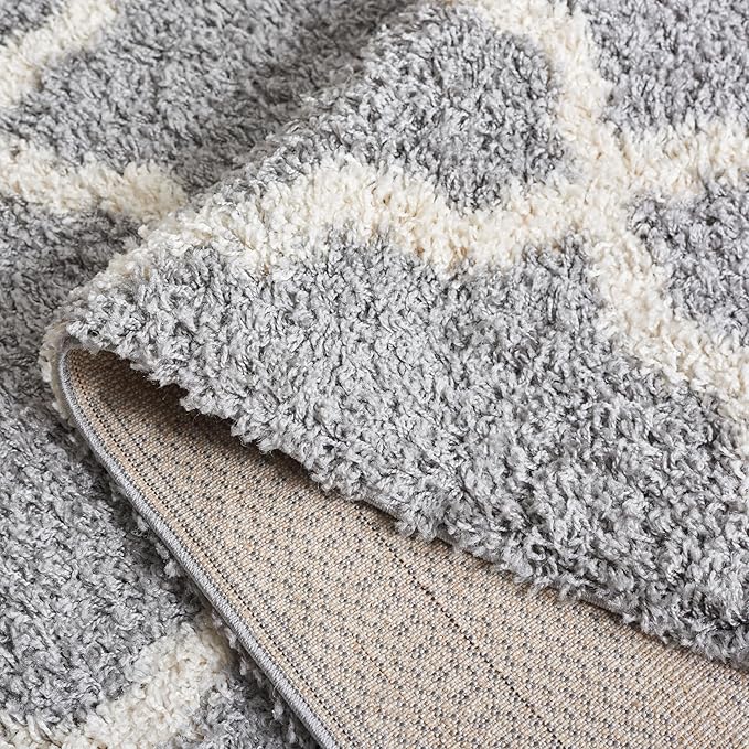 SAFAVIEH Dallas Shag Collection Runner Rug - 2'3" x 20', Grey & Ivory, Trellis Design, Non-Shedding & Easy Care, 1.5-inch Thick Ideal for High Traffic Areas in Living Room, Bedroom (SGD257G)