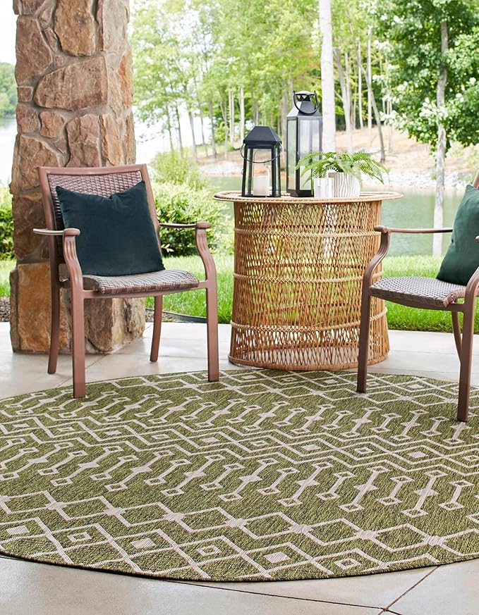 Unique Loom Outdoor Trellis Collection Area Rug - Tribal Trellis (7' 10" Round, Green/ Natural)