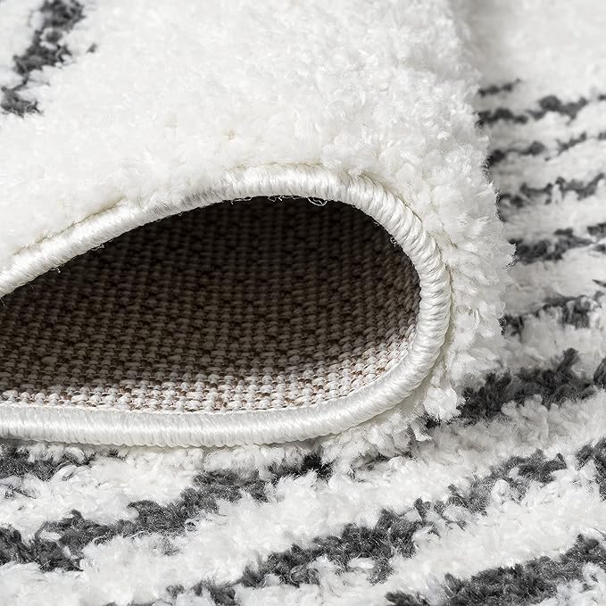 JONATHAN Y Elm Diamond Stripe Shag White/Gray Runner Rug, 2x8, Geometric, Bohemian, Contemporary, Easy-Cleaning for Living Room, Bedroom, Kitchen, Pet Friendly, Non-Shedding (MOH408A-28)
