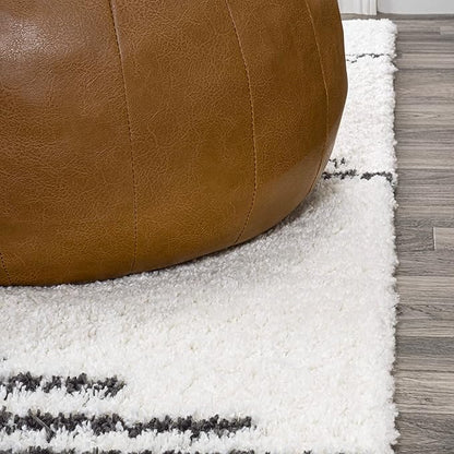 JONATHAN Y Elm Diamond Stripe Shag White/Gray Indoor Area Rug, 4x6, Geometric, Bohemian, Contemporary, Easy-Cleaning for Living Room, Bedroom, Kitchen, Pet Friendly, Non-Shedding (MOH408A-4)