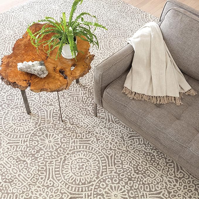 Dash & Albert Temple Taupe Hand Micro Hooked Wool Rug, 8.5 X 11.5 Feet, Tan Geometric Pattern