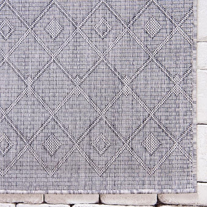Unique Loom Outdoor Trellis Collection Area Rug - Tribal Trellis (10' x 14' 1" Rectangle, Gray/ Black)