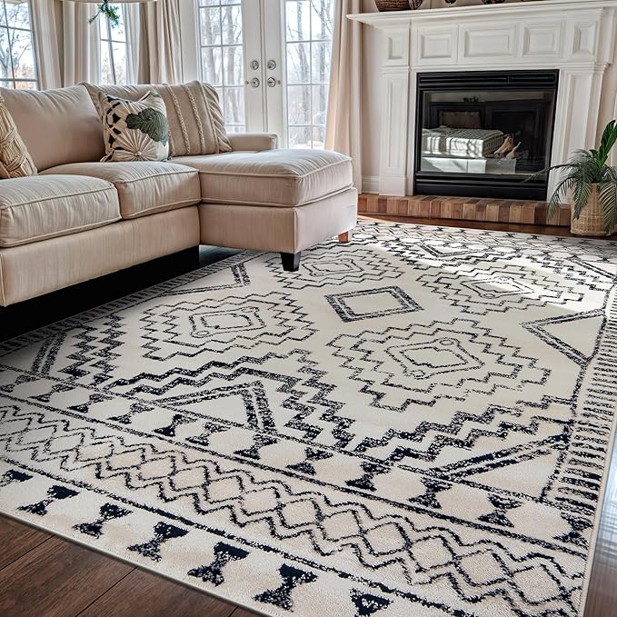 Rugshop Cream and Black Southwestern Tribal Area Rug – Boho Geometric Diamond Pattern Carpet for Living Room, Bedroom, or Entryway – Soft Modern Rustic Floor Décor 5' x 7' Cream