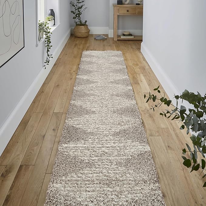 JONATHAN Y Elm Diamond Stripe Shag Gray/Ivory Runner Rug, 2x8, Geometric, Bohemian, Contemporary, Easy-Cleaning for Living Room, Bedroom, Kitchen, Pet Friendly, Non-Shedding (MOH408B-28)