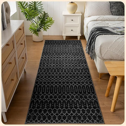 Istana Hallway Runner Rug 2.5x8 - Black Kitchen Rugs Non Slip Washable -Silk's Soft Touch Carpet Runner - Stylish Rugs for Home