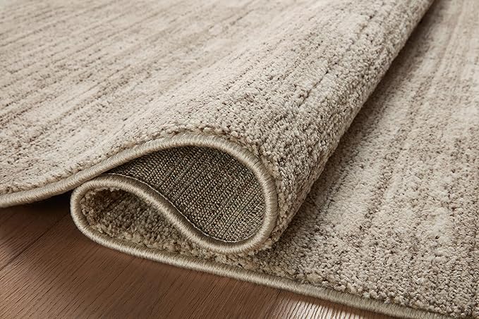 Loloi Darby Collection DAR-07 Pebble/Sand 4'-0" x 6'-0" Accent Rug