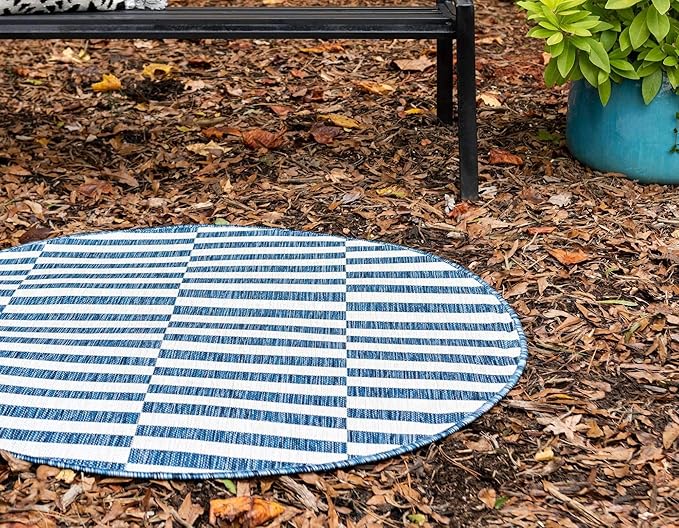 Unique Loom Outdoor Striped Collection Area Rug - Striped (4' 1" Round, Blue/Ivory)