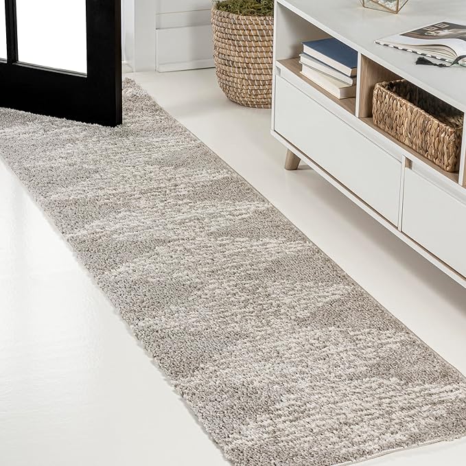 JONATHAN Y Elm Diamond Stripe Shag Gray/Ivory Runner Rug, 2x8, Geometric, Bohemian, Contemporary, Easy-Cleaning for Living Room, Bedroom, Kitchen, Pet Friendly, Non-Shedding (MOH408B-28)