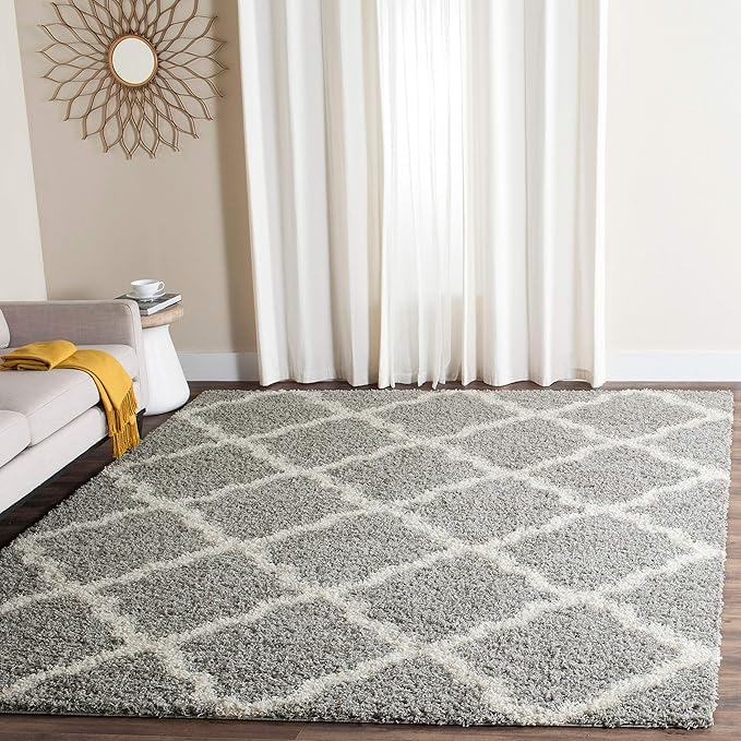 SAFAVIEH Dallas Shag Collection Accent Rug - 3' x 5', Ivory & Beige, Trellis Design, Non-Shedding & Easy Care, 1.5-inch Thick Ideal for High Traffic Areas in Entryway, Living Room, Bedroom (SGD257B)