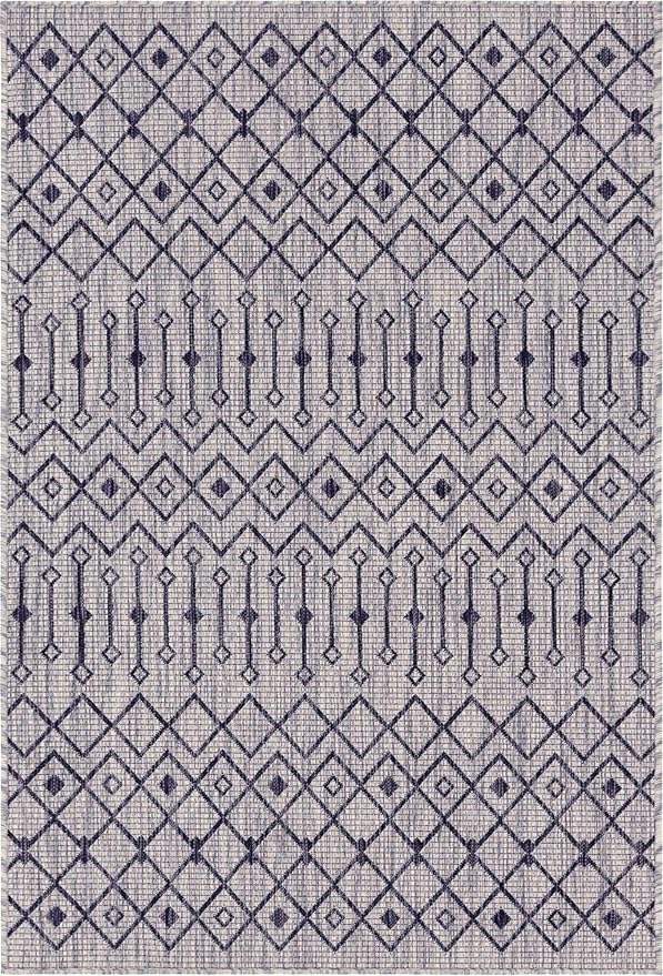 Unique Loom Outdoor Trellis Collection Area Rug - Tribal Trellis (3' 3" x 5' 3" Rectangle, Gray/ Black)