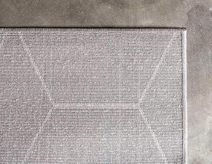 Unique Loom Trellis Frieze Collection Area Rug - Geometric (2' x 6' 1" Runner Light Gray/Ivory)