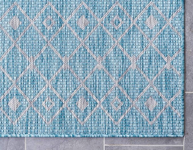 Unique Loom Outdoor Trellis Collection Area Rug - Tribal Trellis (5' 1" x 8' Rectangle, Aqua/ Ivory)