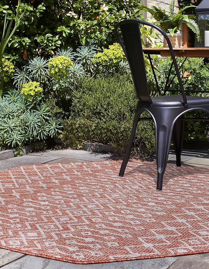 Unique Loom Outdoor Trellis Collection Area Rug - Tribal Trellis (7' 10" Octagon, Rust Red/ Ivory)