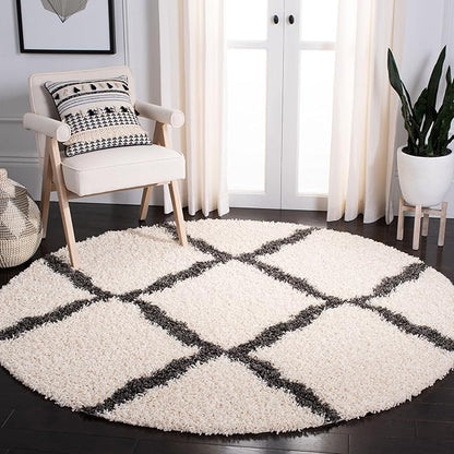SAFAVIEH Dallas Shag Collection Area Rug - 8' Round, Ivory & Dark Grey, Trellis Design, Non-Shedding & Easy Care, 1.5-inch Thick Ideal for High Traffic Areas in Living Room, Bedroom (SGD257H)