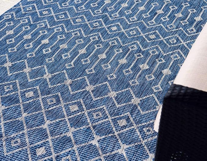 Unique Loom Outdoor Trellis Collection Area Rug - Tribal Trellis (4' 1" Round, Blue/ Ivory)