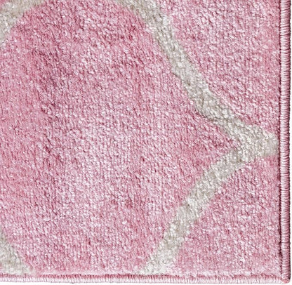 Rugs.com Lattice Frieze Collection Rug – 4' x 6' Light Pink Medium Rug Perfect for Living Rooms, Large Dining Rooms, Open Floorplans