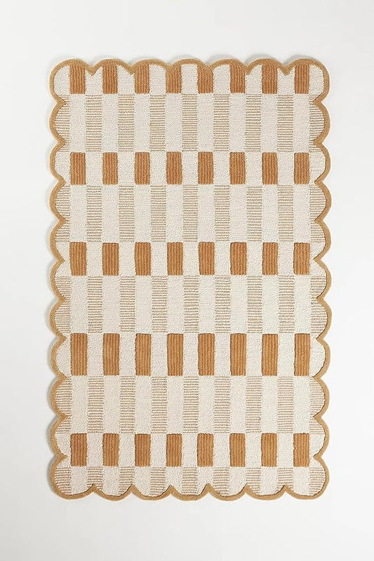 Hand-Tufted Wool Area Rug with Scalloped Edges, Neutral Beige Plaid Pattern, Cozy Soft Accent Rug for Living Room, Bedroom, and Nursery, Handmade Decorative Carpet, 7x10 Ft