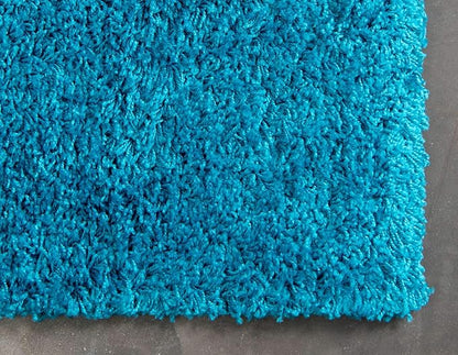 Unique Loom Solid Shag Collection Area Rug (2' 6" x 13' 1" Runner, Turquoise)