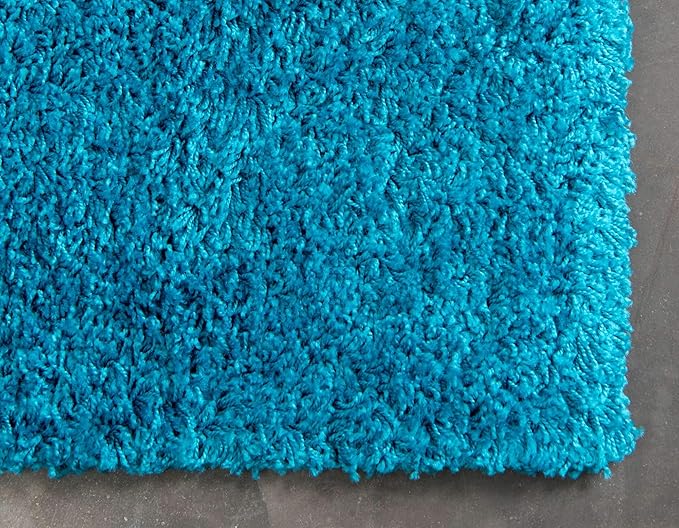 Unique Loom Solid Shag Collection Area Rug (7' 1" x 10' Rectangle, Turquoise)