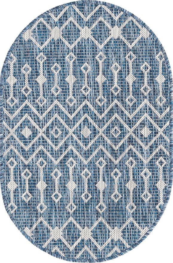 Unique Loom Outdoor Trellis Collection Area Rug - Tribal Trellis (2' 2" x 3' 1" Oval, Blue/ Ivory)