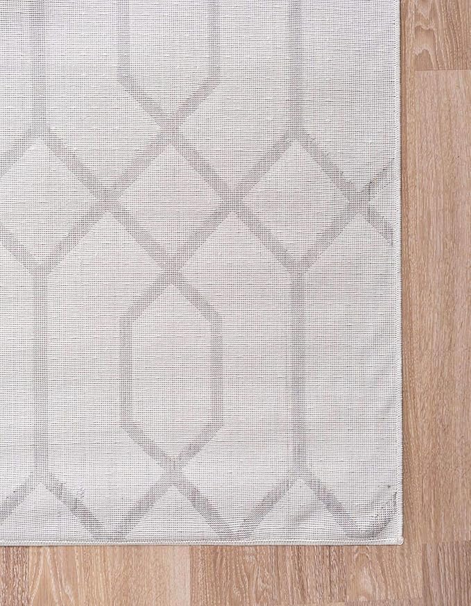Marilyn Monroe Glam Collection Area Rug - Trellis (10'x 14' 1" Rectangle, White Silver/ Silver)