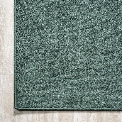 JONATHAN Y Haze Solid Low-Pile Emerald Indoor Area Rug 10x14, Coastal,Bohemian,Minimalist,Classic, Easy-Cleaning for Living Room,Bedroom,Kitchen,Pet Friendly,Non-Shedding (SEU100L-14)