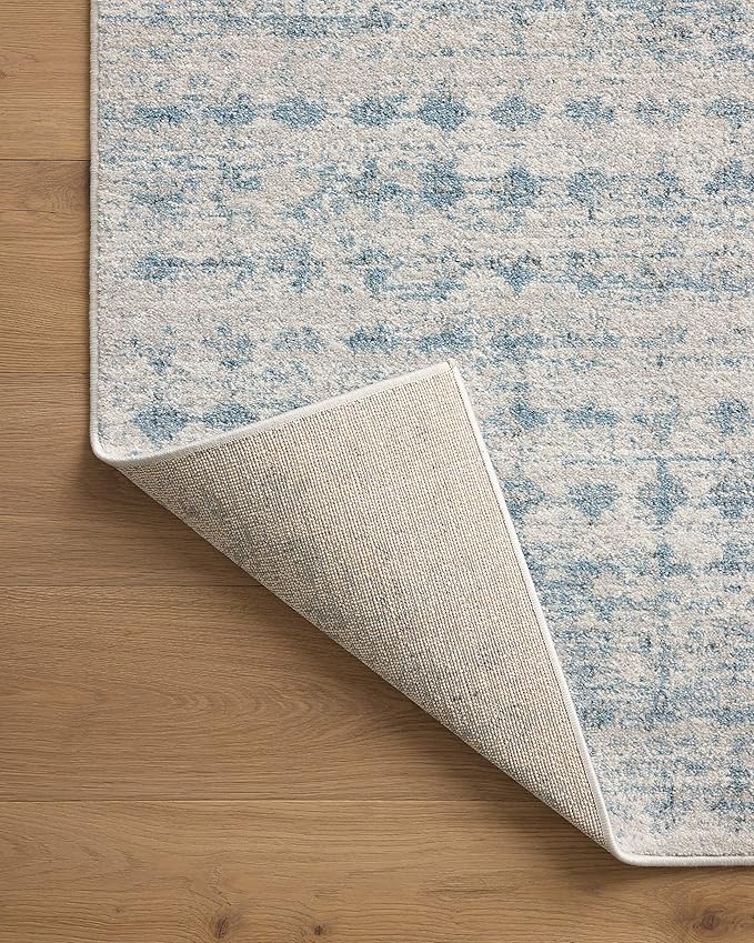 Loloi Kamala Collection KAM-04 Sky/Dove 5'-3" x 7'-9" Area Rug