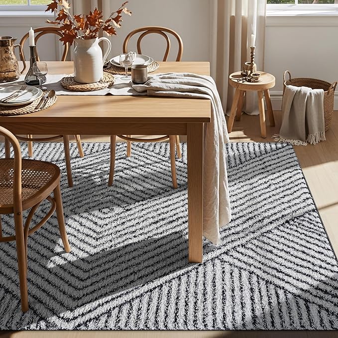 Rugshop Geometric Diamond Stripe Shag Area Rug White 5' x 7' Great for Bedrooms, Living Rooms, or Under Coffee Tables