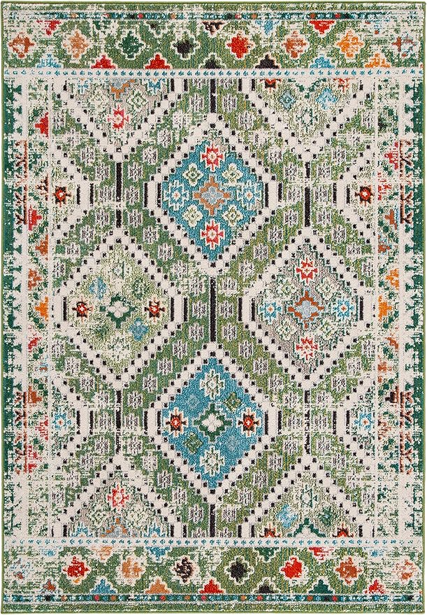 SAFAVIEH Madison Collection Accent Rug - 4' x 6', Green & Beige, Boho Diamond Distressed Design, Non-Shedding & Easy Care, Ideal for High Traffic Areas in Entryway, Living Room, Bedroom (MAD418Y)