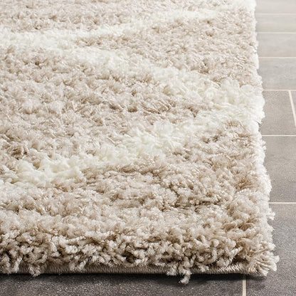 SAFAVIEH Dallas Shag Collection Area Rug - 8' Round, Beige & Ivory, Trellis Design, Non-Shedding & Easy Care, 1.5-inch Thick Ideal for High Traffic Areas in Living Room, Bedroom (SGD257D)