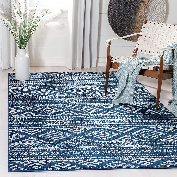 SAFAVIEH Tulum Collection Area Rug - 5'3" x 7'6", Navy & Ivory, Moroccan Boho Tribal Design, Non-Shedding & Easy to Clean, Ideal for Living Room, Bedroom, Dining Space (TUL272N)